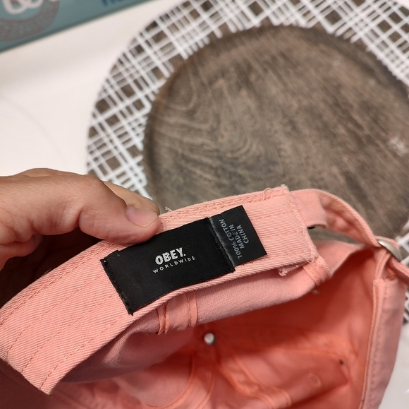 🍧 EUC OBEY Brand Unisex Wear Cotton Blend Adjustable Baseball Cap, Baby Pink - Picture 6 of 6